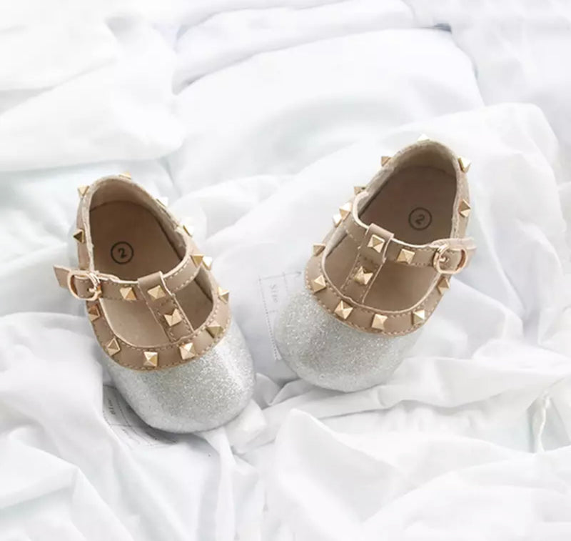 The Thin Strap Valentini Crib Shoe